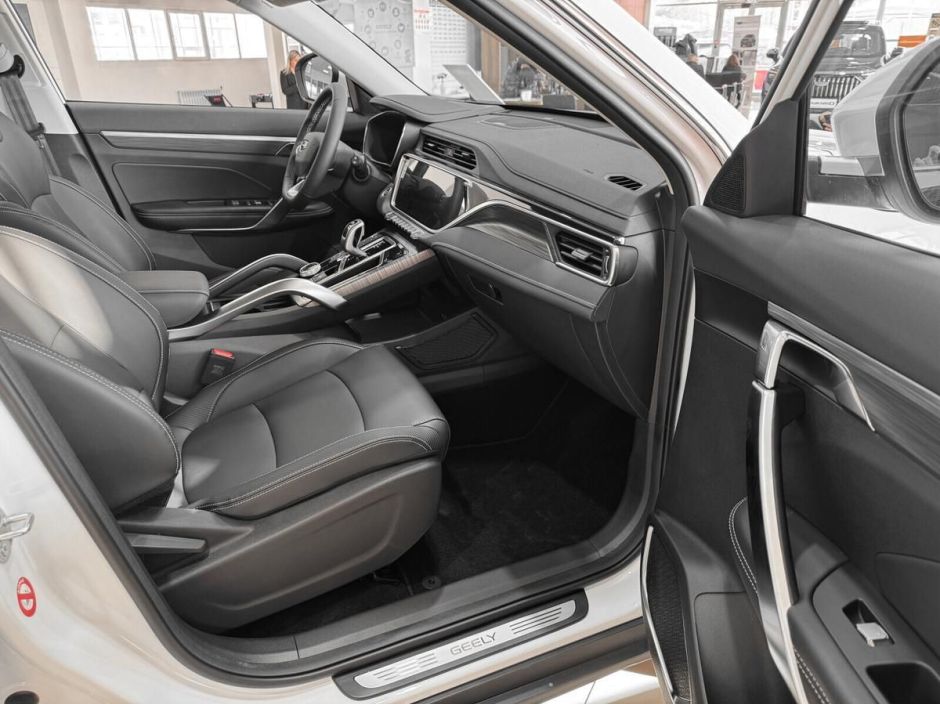 Geely Atlas Pro Luxury 1.5 АКПП, 2024 фото 8