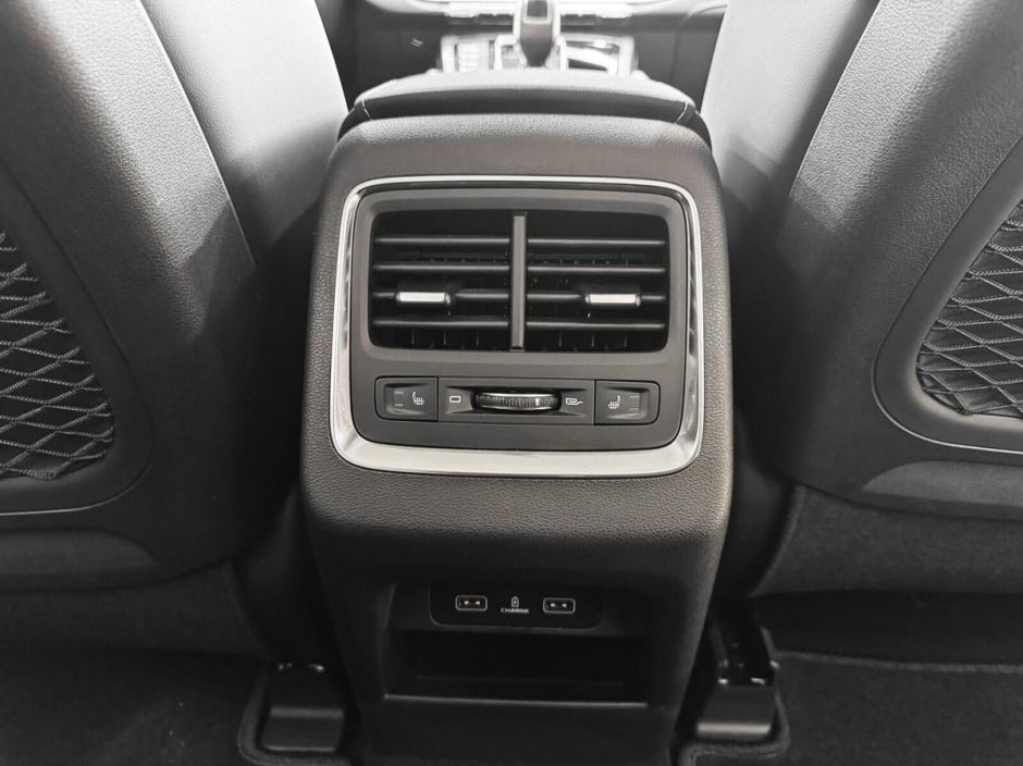 Geely Atlas Pro Luxury 1.5 АКПП, 2024 фото 9