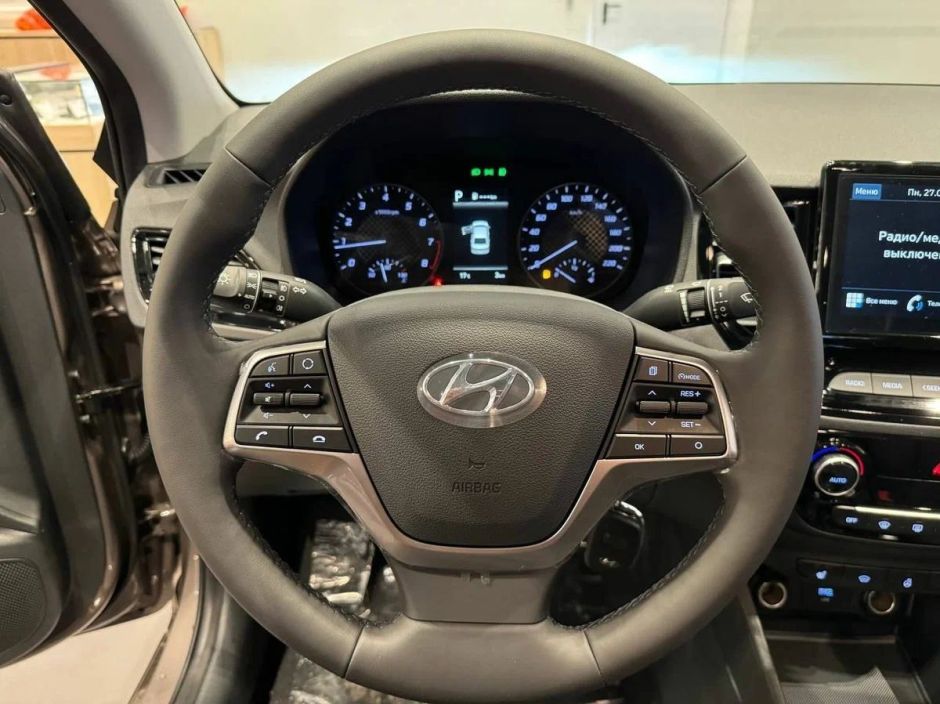 Solaris HS Elegance 1.6 АКПП, 2024 фото 10