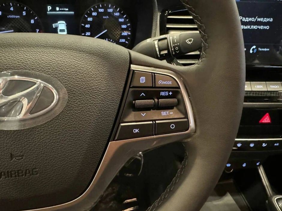 Solaris HS Elegance 1.6 АКПП, 2024 фото 11