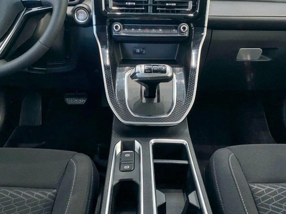 Haval M6 Family 1.5 РКПП, 2024 фото 6