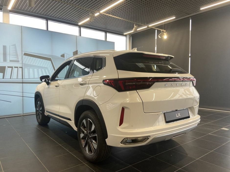 EXEED LX Luxury 1.5 CVT, 2024 фото 3