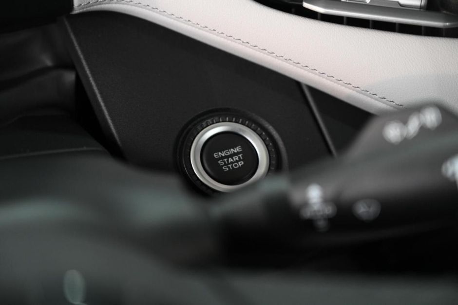 Geely Atlas Luxury 2.0 АКПП, 2024 фото 8