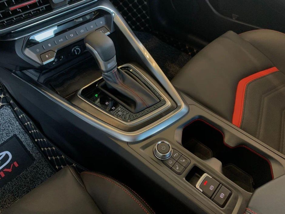 Kaiyi E5 Luxury+ 1.5 CVT, 2024 фото 13