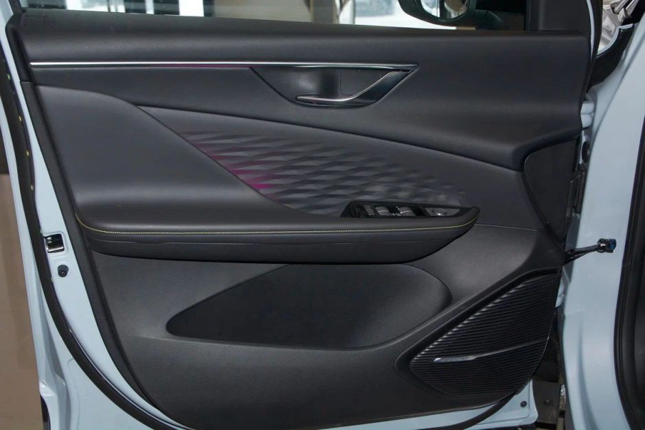 BAIC X55 Elite 1.5 РКПП, 2024 фото 10