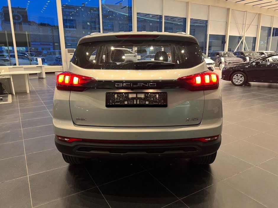 BAIC X35 Luxury 1.5 CVT, 2024 фото 3