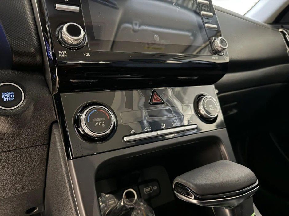 Solaris HC Family + Ultra 2.0 АКПП, 2024 фото 7