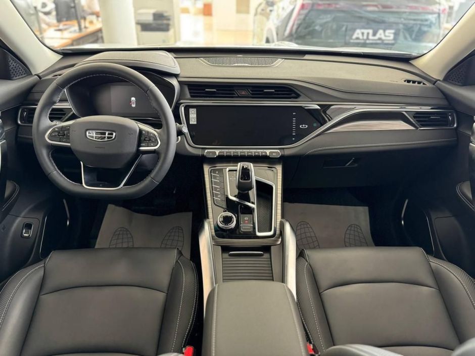 Geely Atlas Pro Flagship 1.5 РКПП, 2024 фото 5