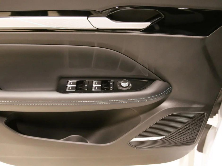 Livan S6 Pro Premium 1.5 РКПП, 2024 фото 15