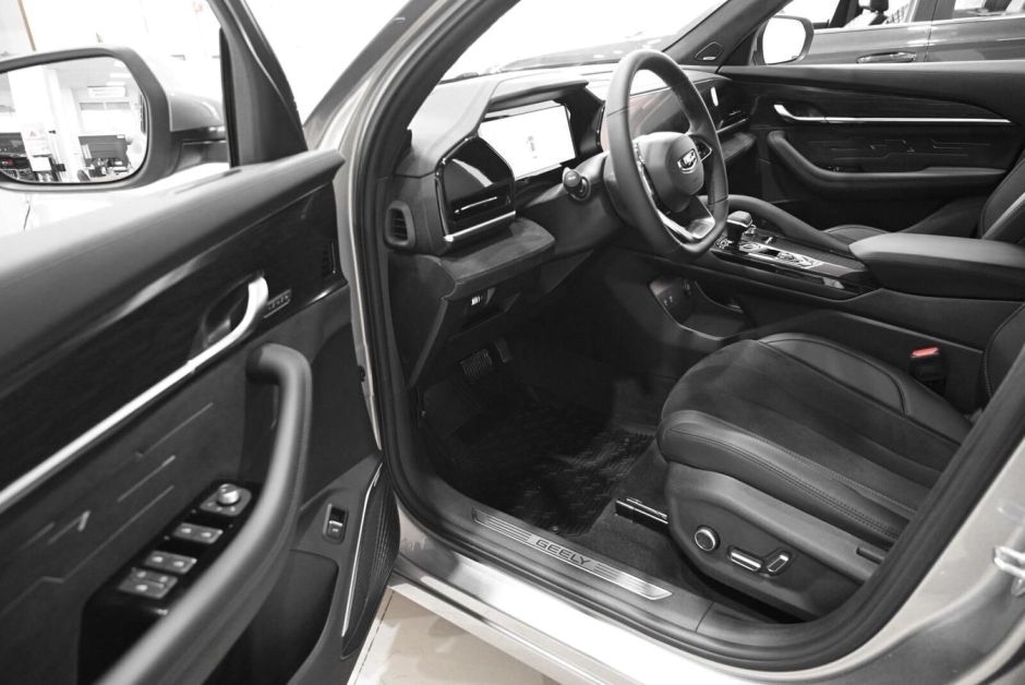 Geely Monjaro Flagship 2.0 АКПП, 2024 фото 5