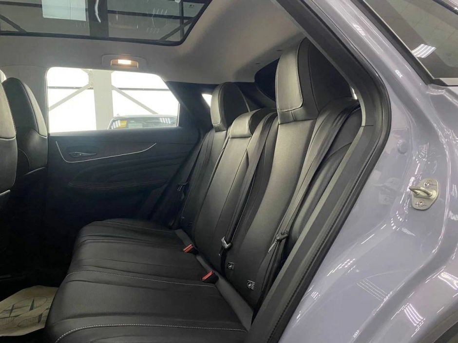 Venucia V-Online Luxury Pro 1.5 РКПП, 2024 фото 9