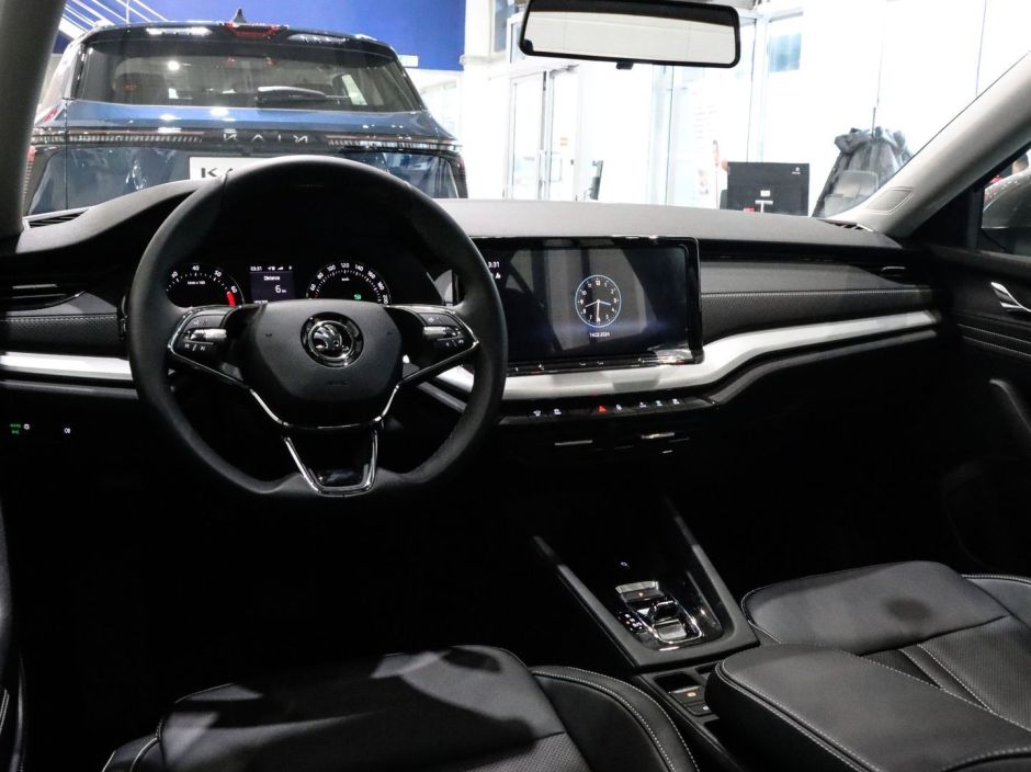 Skoda Octavia PRO Luxury 1.4 РКПП, 2024 фото 8