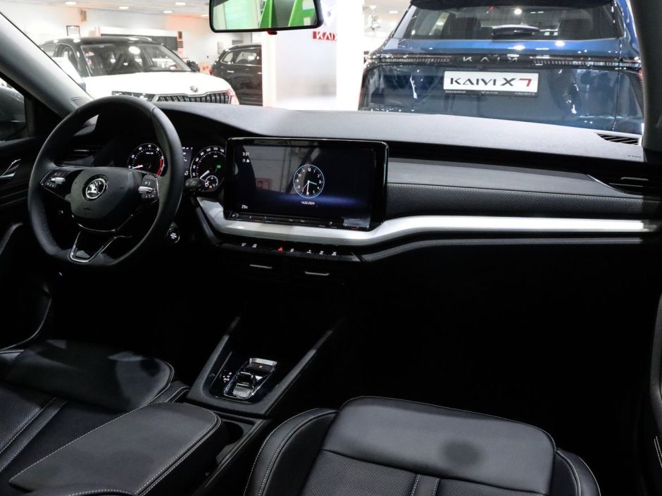 Skoda Octavia PRO Luxury 1.4 РКПП, 2024 фото 9