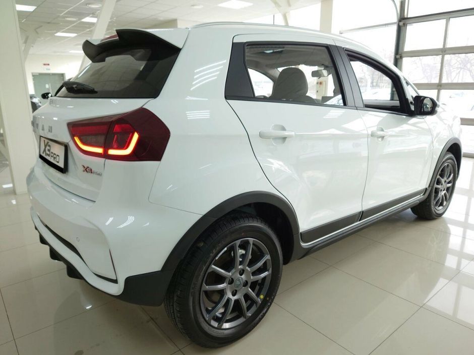 Livan X3 Pro Luxury 1.5 CVT, 2024 фото 3