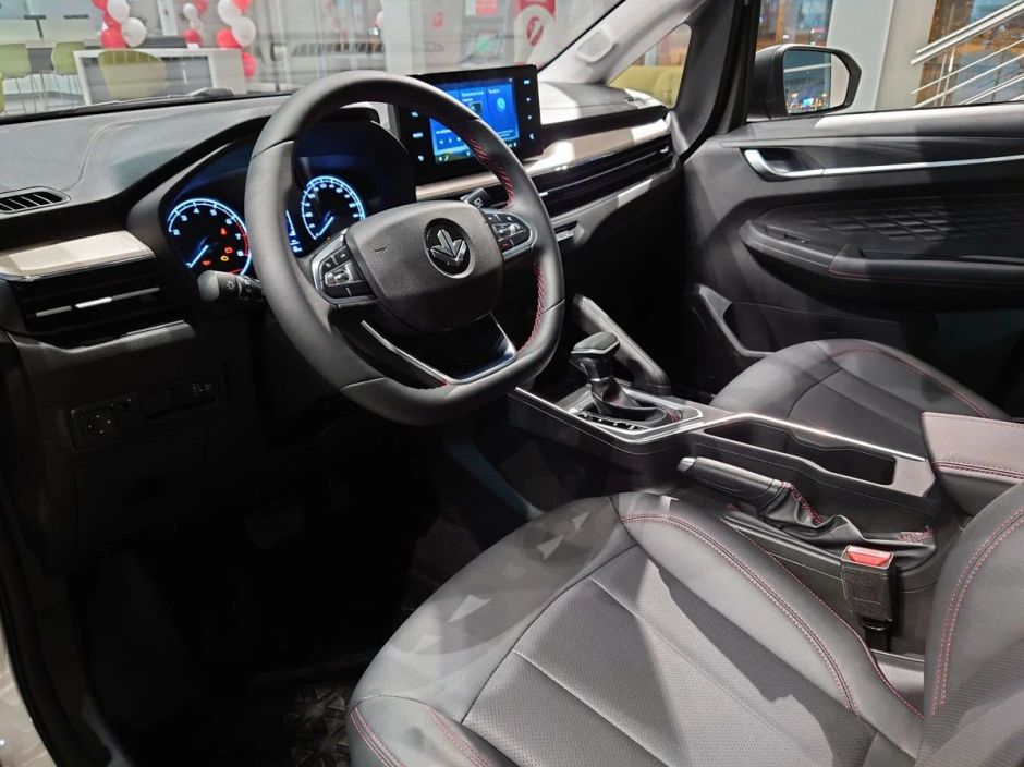 Livan X3 Pro Luxury 1.5 CVT, 2024 фото 11