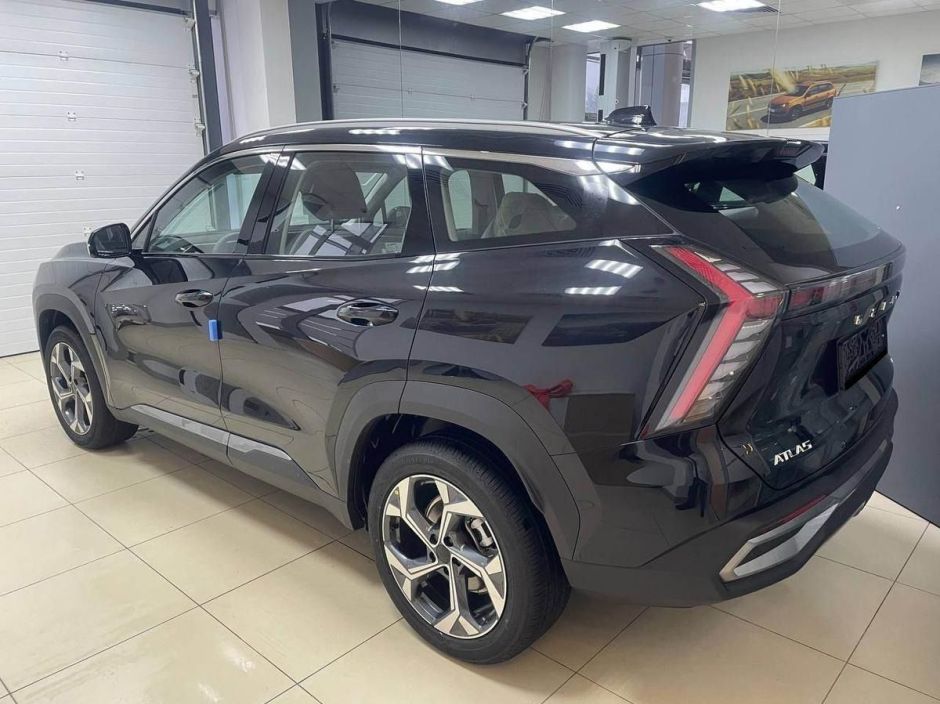 Geely Atlas Flagship 2.0 АКПП, 2024 фото 4