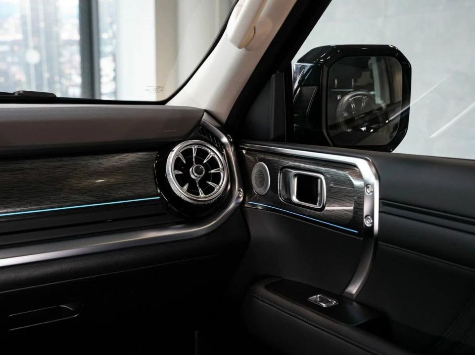 Tank 400 Super 2.0 АКПП, 2024 фото 14