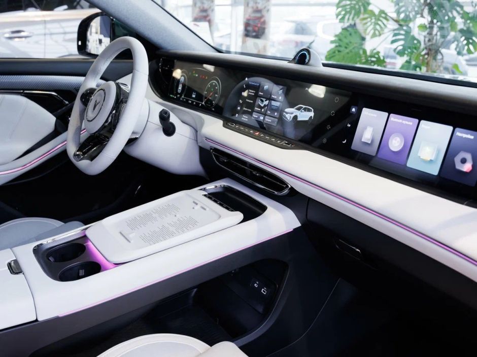 Voyah Free EVR Sport Edition 1.5 АКПП, 2024 фото 5