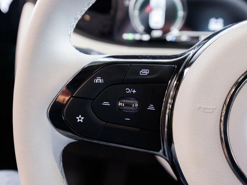 Voyah Free EVR Sport Edition 1.5 АКПП, 2024 фото 9