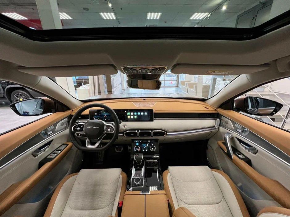 JETOUR X70 Plus Luxury 1.6 РКПП, 2024 фото 6