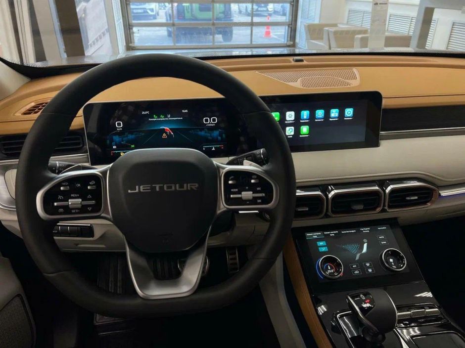 JETOUR X70 Plus Luxury 1.6 РКПП, 2024 фото 9