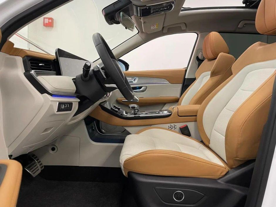 JETOUR X70 Plus Luxury 1.6 РКПП, 2024 фото 6