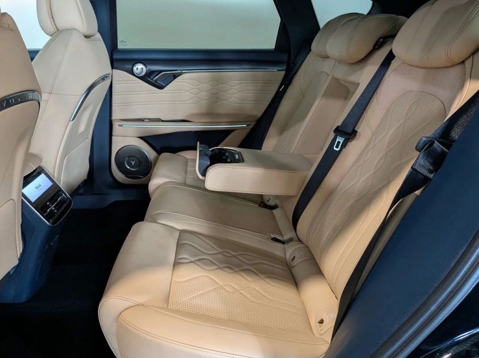 Voyah Free EVR Sport Edition 1.5 АКПП, 2024 фото 11