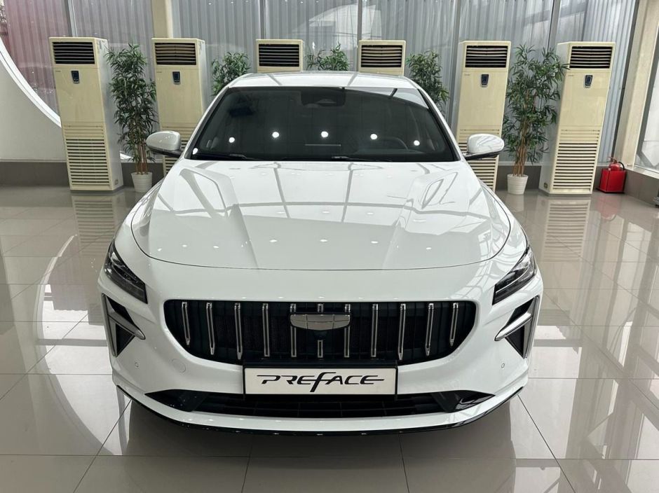 Geely Preface Luxury 2.0 РКПП, 2024 фото 2