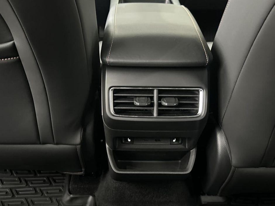 Geely Preface Luxury 2.0 РКПП, 2024 фото 5