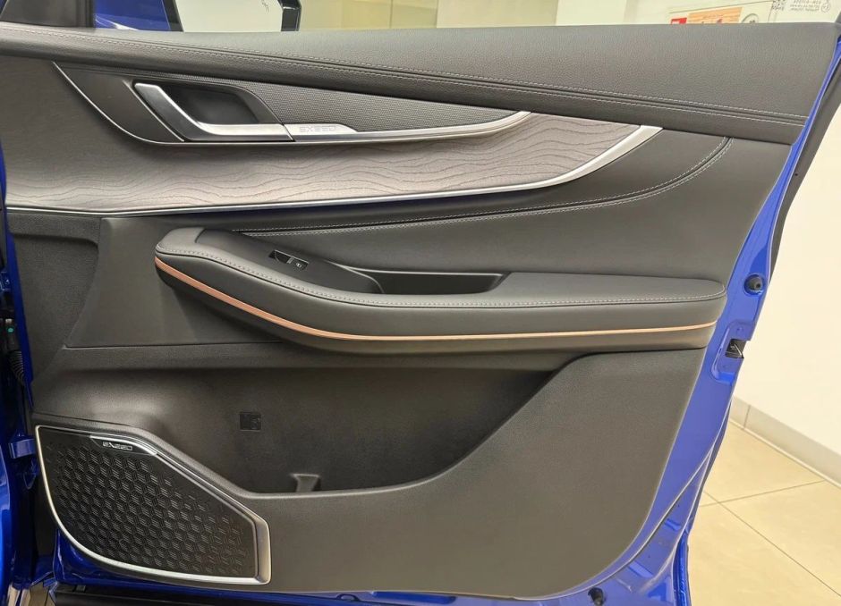 EXEED LX Prestige Plus 1.5 CVT, 2024 фото 12