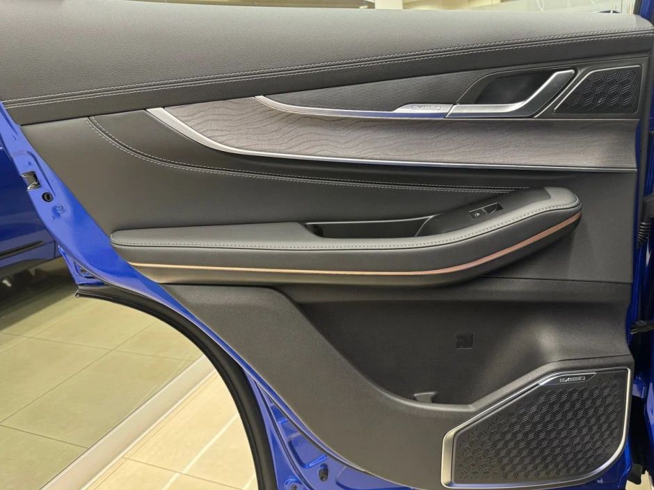 EXEED LX Prestige Plus 1.5 CVT, 2024 фото 14