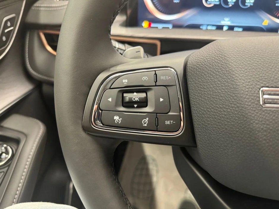 EXEED LX Prestige Plus 1.5 CVT, 2024 фото 17