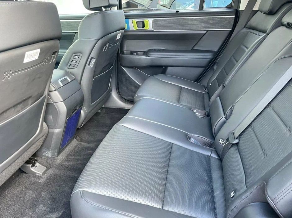 Hyundai Santa Fe Calligraphy 2.5 РКПП, 2024 фото 8