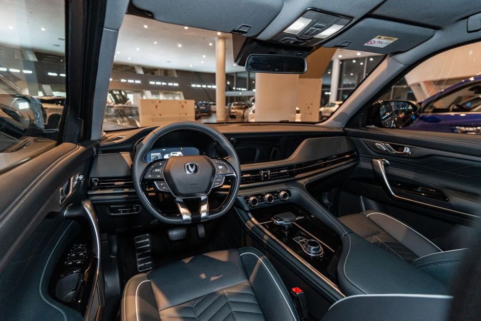 Changan CS95 Tech 2.0 АКПП, 2024 фото 6