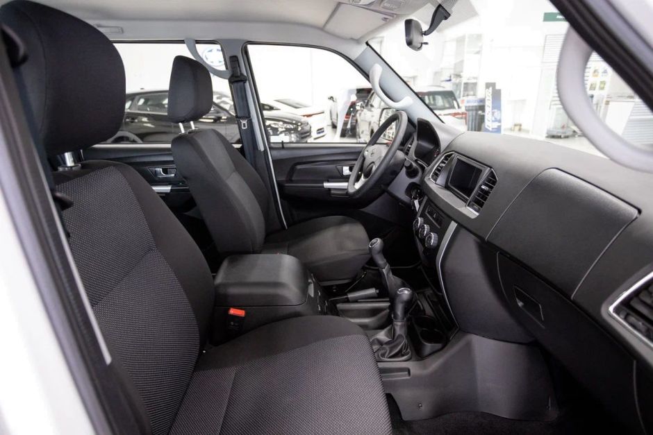 УАЗ Patriot Классик 2.7 МКПП, 2024 фото 5