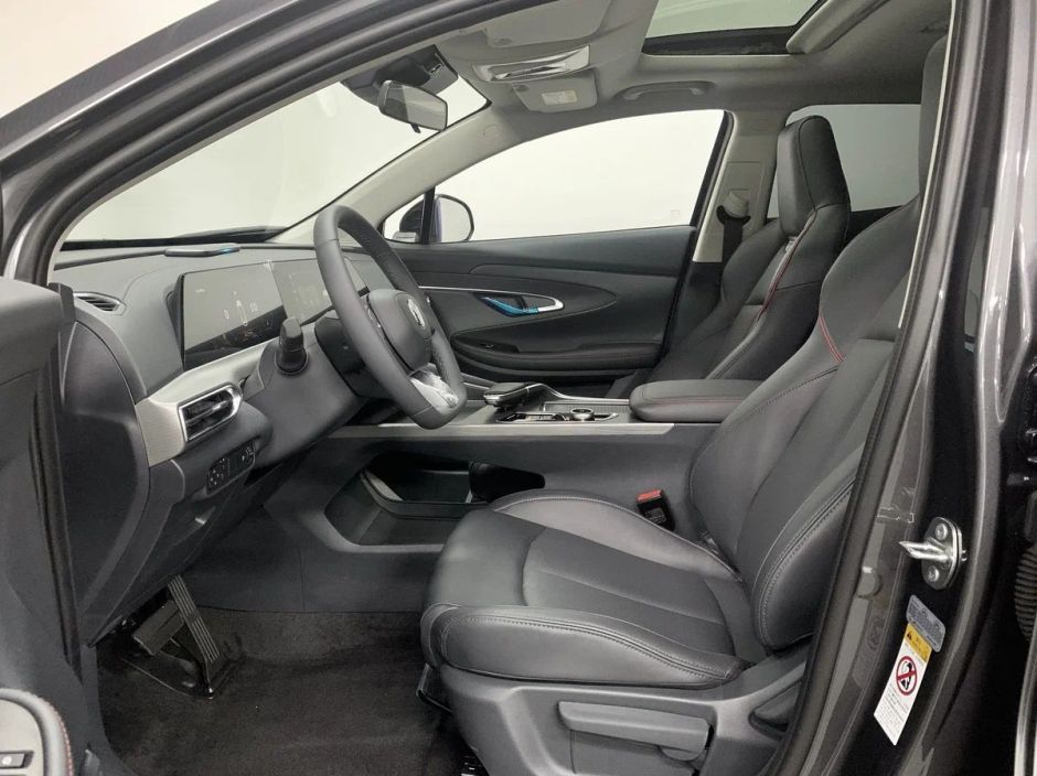 Changan UNI-T Luxe 1.5 РКПП, 2024 фото 7