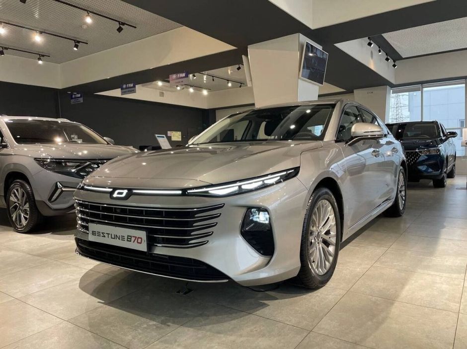 FAW Bestune B70 Prestige 1.5 РКПП, 2024 фото 1