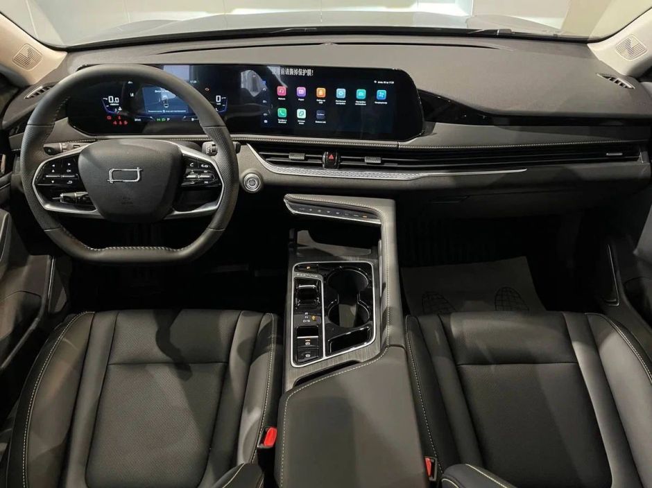 FAW Bestune B70 Prestige 1.5 РКПП, 2024 фото 6