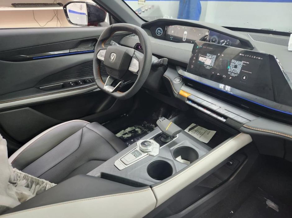 Changan UNI-V DLX 1.5 РКПП, 2024 фото 9