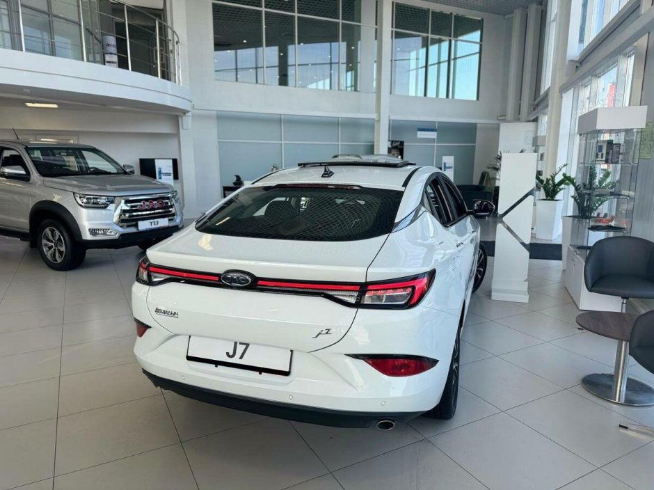 JAC J7 Tech 1.5 CVT, 2024 фото 3