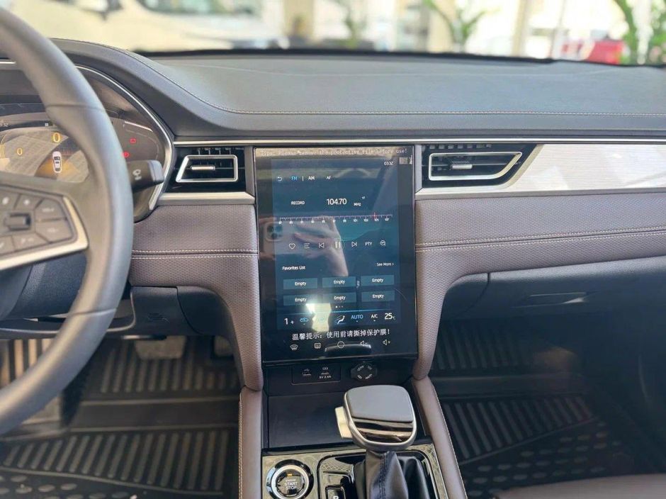 JAC J7 Tech 1.5 CVT, 2024 фото 11