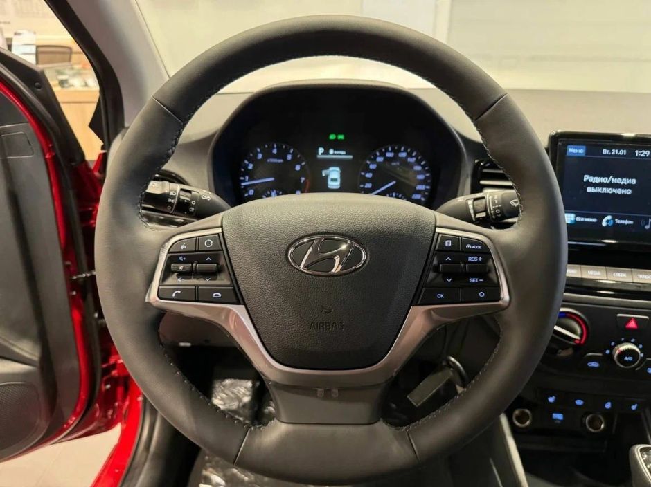 Solaris HS Comfort + Winter 1.6 АКПП, 2024 фото 8