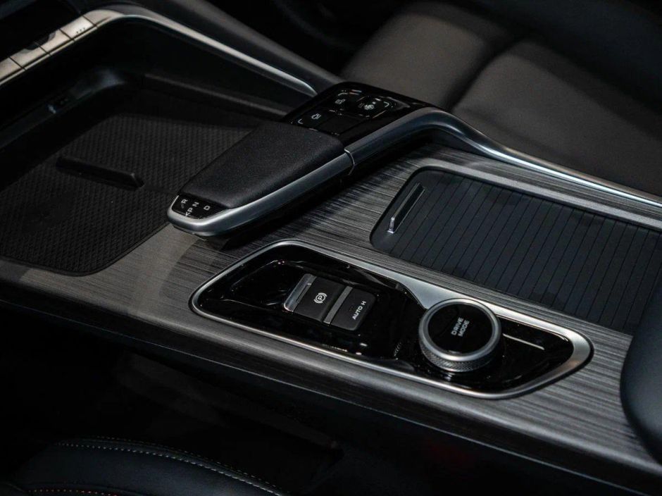 Changan UNI-T 1.5 РКПП, 2024 фото 11