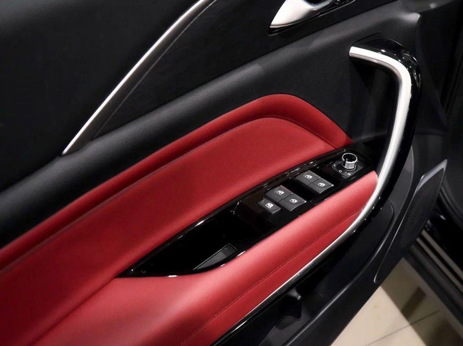 FAW Bestune T77 Prestige Plus (DCT) 1.5 РКПП, 2025 фото 9