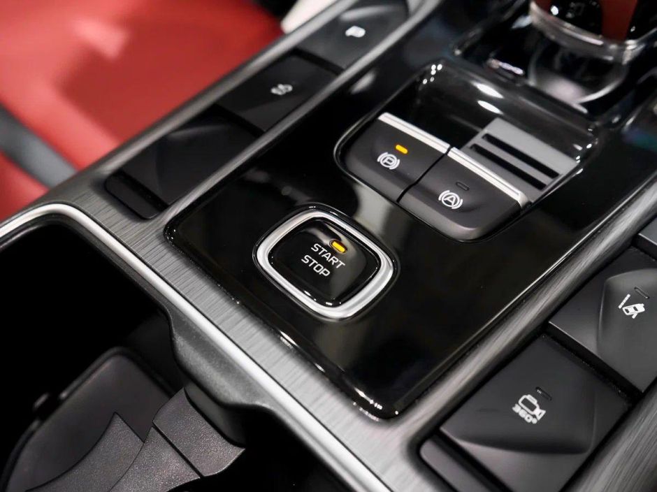 FAW Bestune T77 Prestige Plus (DCT) 1.5 РКПП, 2025 фото 10