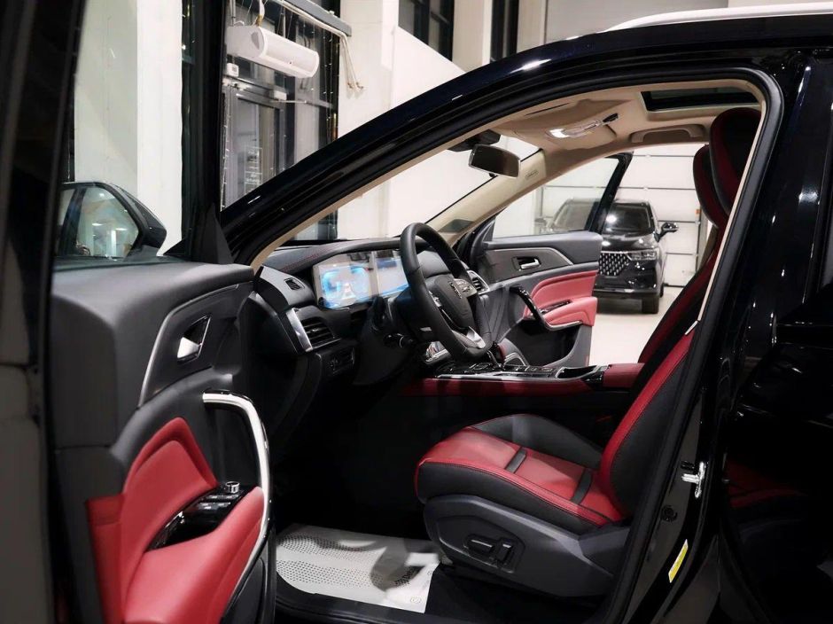 FAW Bestune T77 Prestige Plus (DCT) 1.5 РКПП, 2025 фото 17