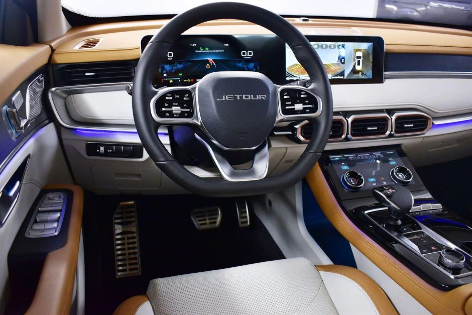 JETOUR X70 Plus Luxury 1.6 РКПП, 2024 фото 9