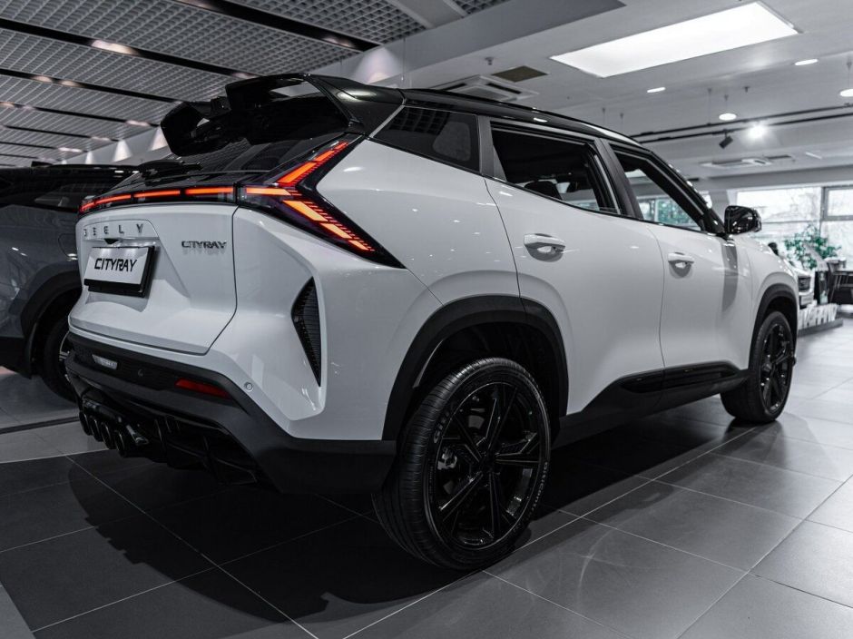 Geely Cityray Luxury 1.5 РКПП, 2024 фото 4