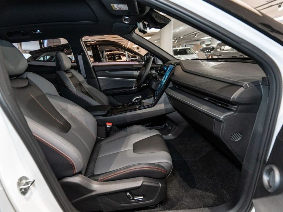 Geely Cityray Luxury 1.5 РКПП, 2024 фото 8