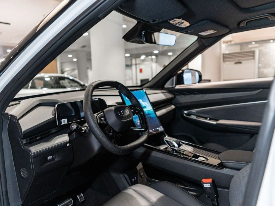 Geely Cityray Luxury 1.5 РКПП, 2024 фото 9